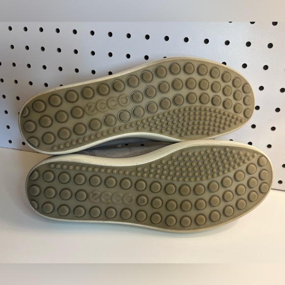 ECCO Soft 7 Women's Leather Casual Classic Solid Sneaker Size 8 - Picture 2 of 16